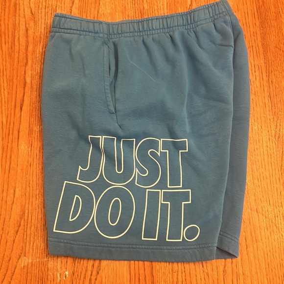 Men’s Nike “Just Do It” Sweatshorts - Picture 3 of 6